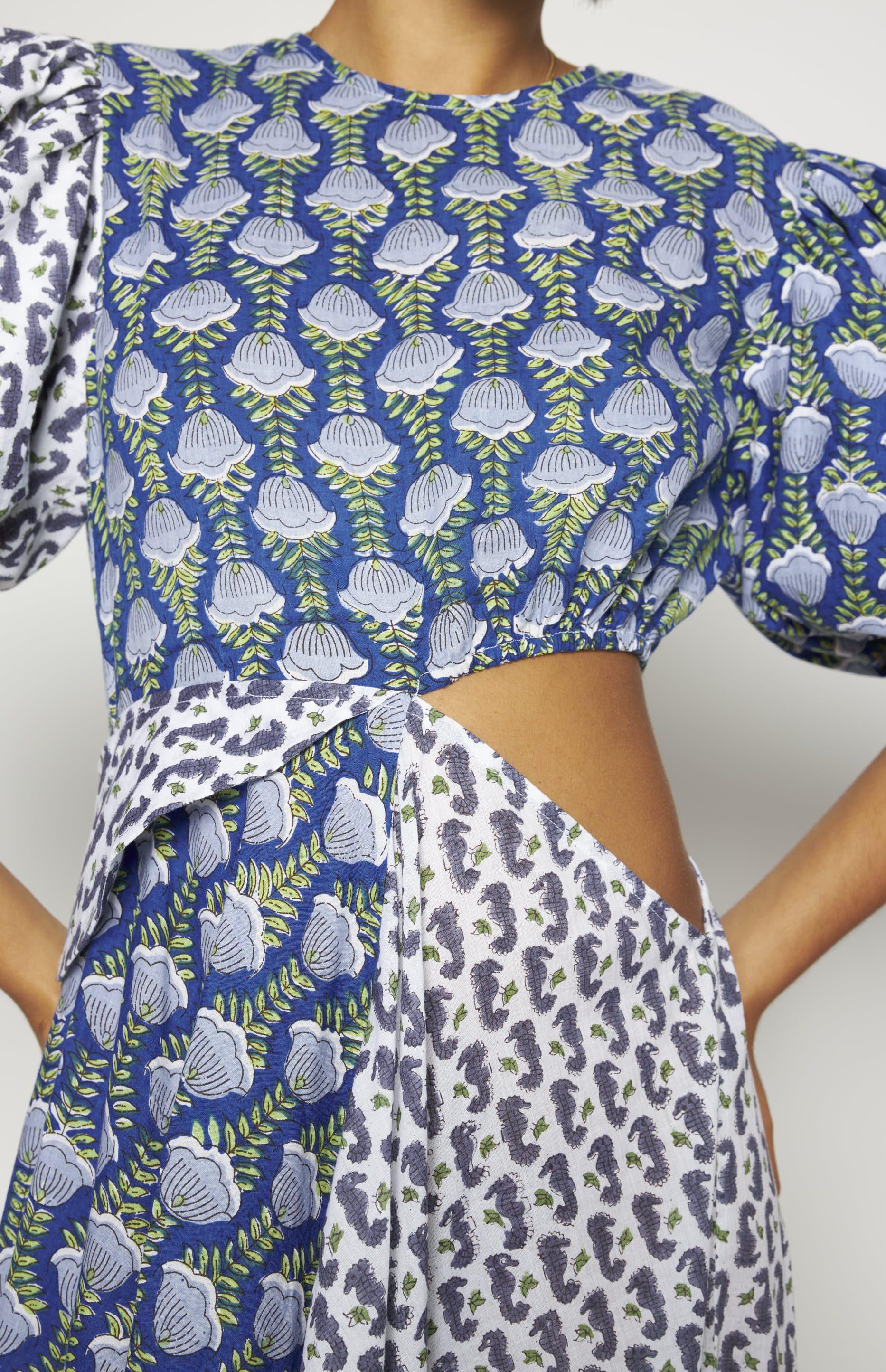 Chloe Dress Blue - Image 4